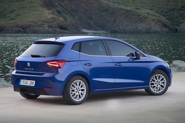 The fifth generation of the compact hatchback SEAT Ibiza Photo 2