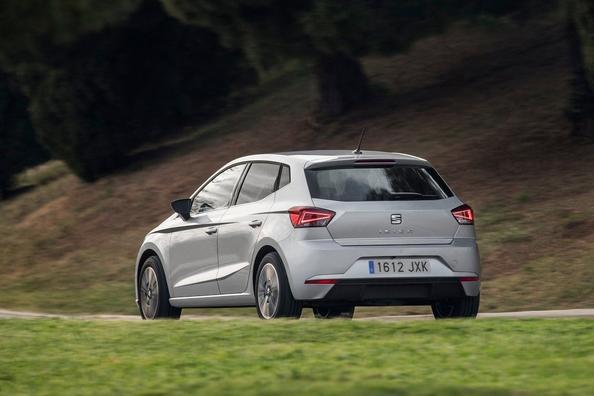 The fifth generation of the compact hatchback SEAT Ibiza Photo 14