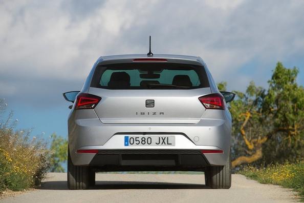 The fifth generation of the compact hatchback SEAT Ibiza Photo 10