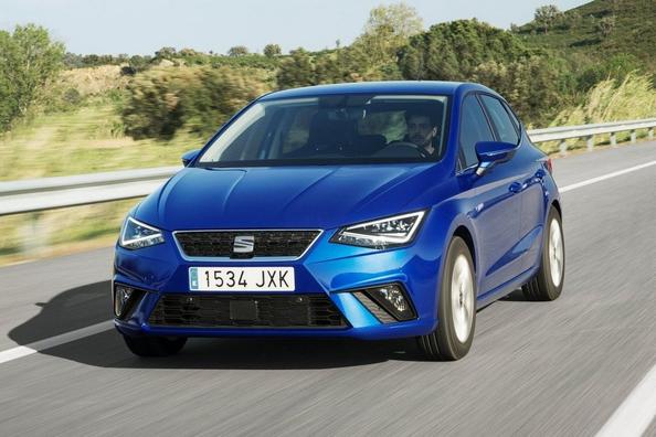 The fifth generation of the compact hatchback SEAT Ibiza Photo 3