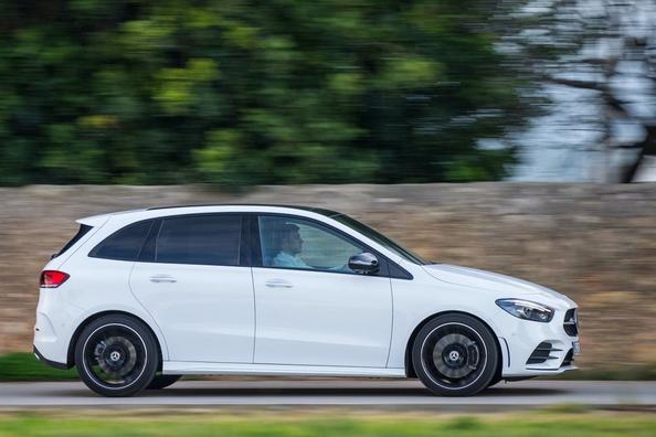 Subcompacta third-generation Mercedes-Benz B-Class Photo 11