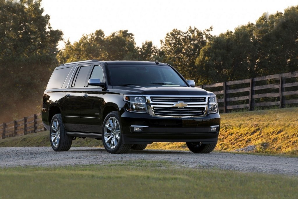 Overview large size SUV Chevrolet Suburban