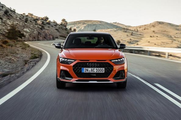 Crossovery hatchback Audi A1 Citycarver Photo 2