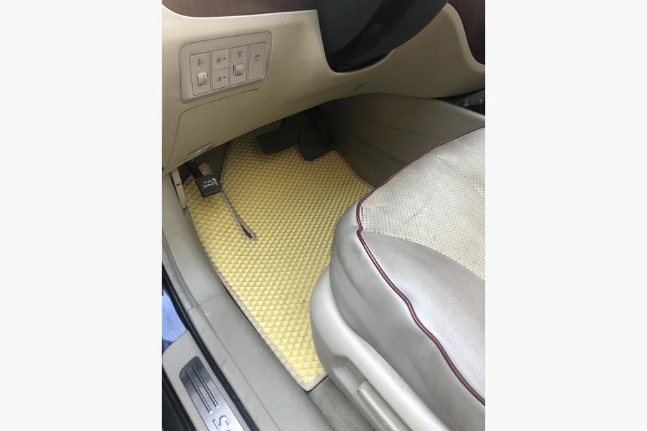 Hyundai Santa Fe 2 2006-2012 EVA Floor Mats (Beige) 2010-2012 Image