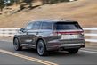 Browse luxury crossover Lincoln Aviator photo 8
