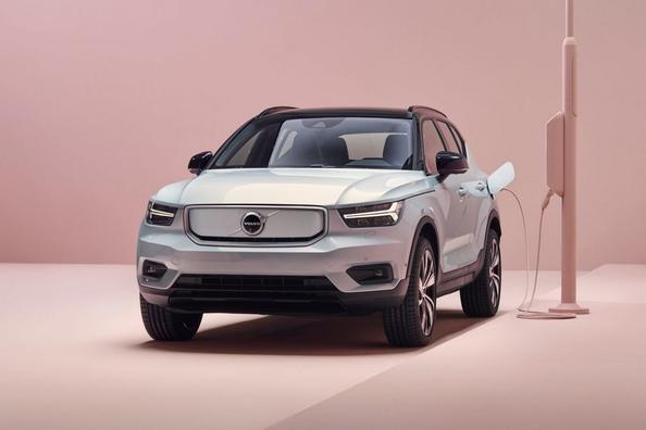 Electric AWD crossover Volvo XC40 Recharge Photo 6
