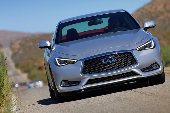 A review of the sport model Infiniti Q60 Coupe Photo 2