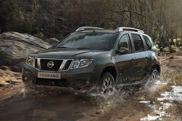 Overview of budget crossover Nissan Terrano Photo 5