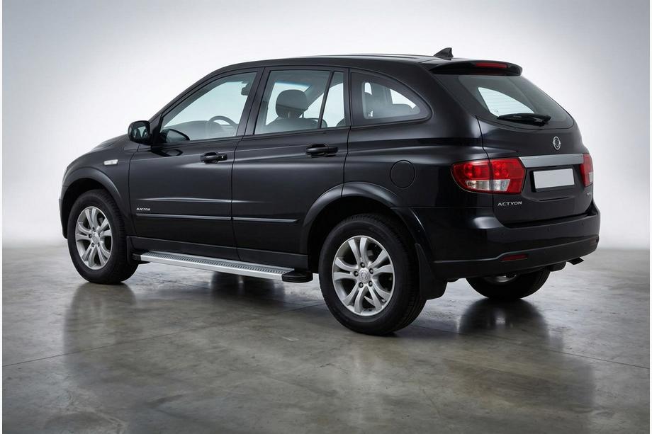 SsangYong Action 2005-2018 Side Steps Maya V2 (2 pcs, Aluminum) Image