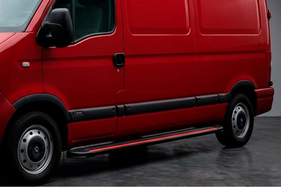 Renault Master 1998-2010 Side Steps Maya Red (2 pcs, Aluminum) Image