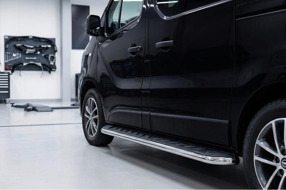 Renault Trafic 2001–2015 Side Steps Maydos V1 (2 pcs, Aluminum) Image