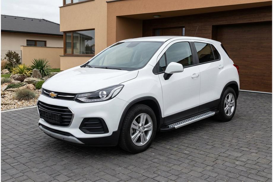 Chevrolet Trax 2012-2023 Side Steps New Vision Grey (2 pcs, Aluminum) Photo 1