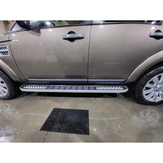 Side Steps Tayga V2 (2 pcs, Aluminum) photo 1