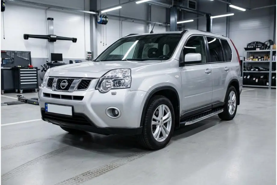 Nissan X-trail T31 2007-2014 Side Steps BlackLine (2 pcs, Aluminum) Photo 1
