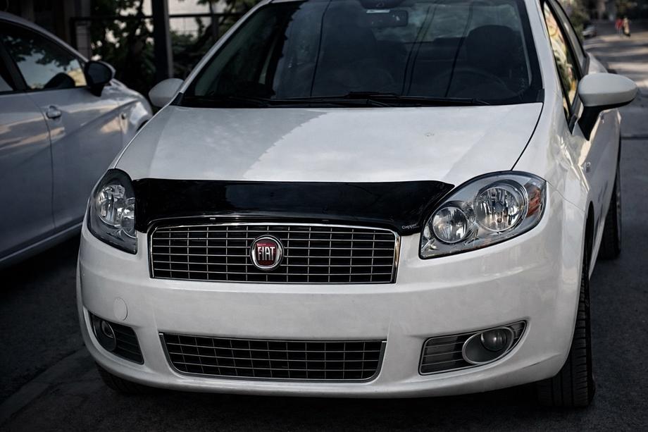 Fiat Linea 2006-2018 Hood Deflector (EuroCap) Image