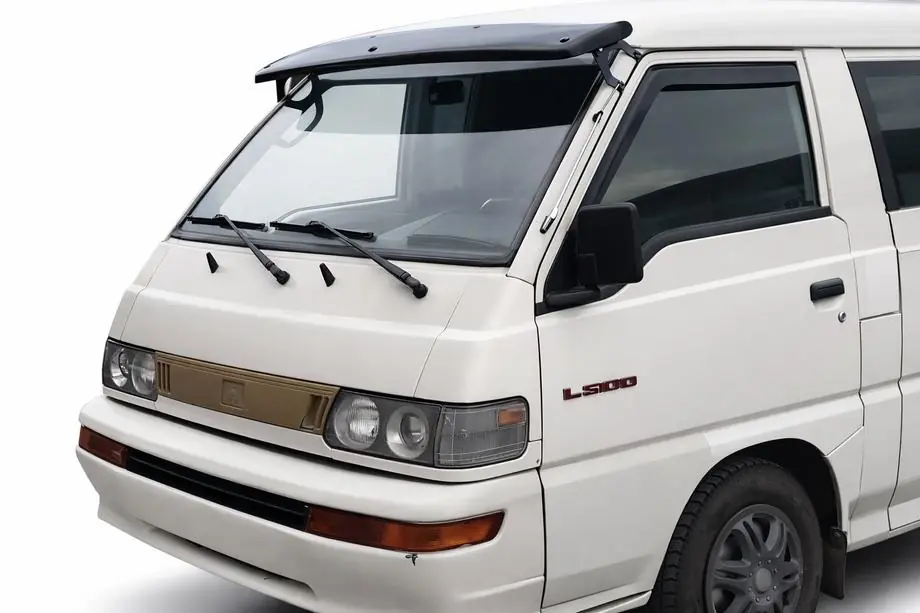Mitsubishi L300 1986-2013 Wind Deflector for Windshield Photo 3