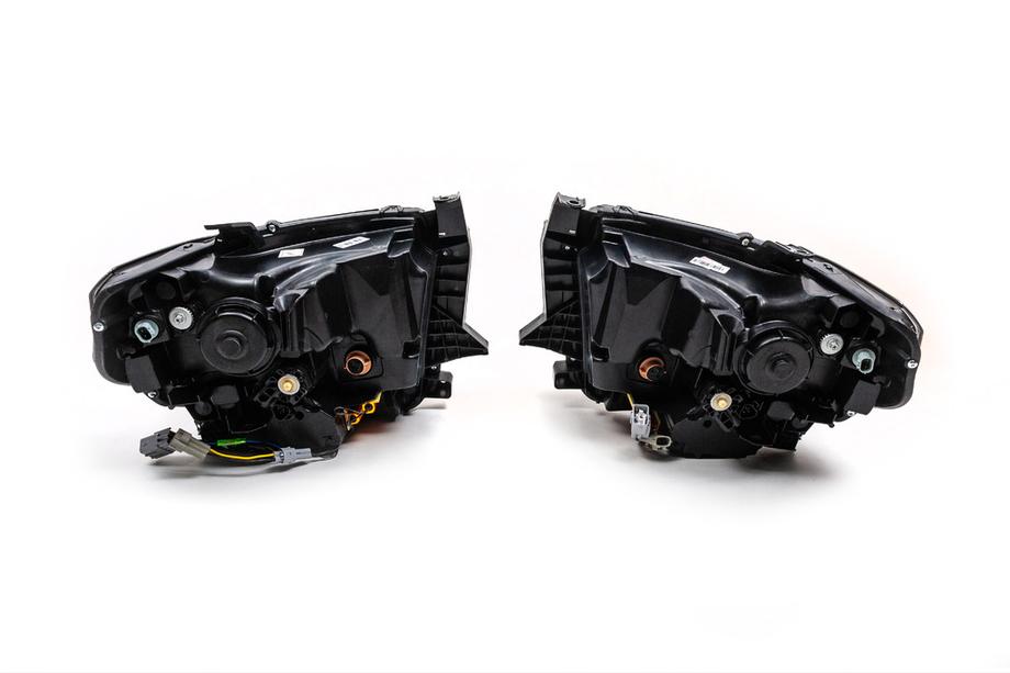 Toyota Tundra 2007-2021 Front headlights (Design 2020) Photo 5