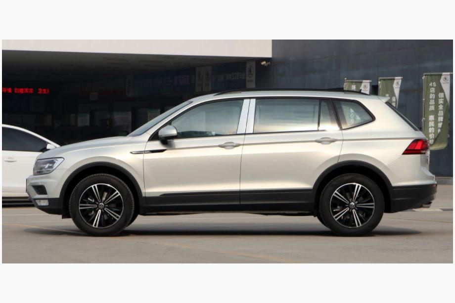 Volkswagen Tiguan 2016-2023 Original Premium Mud Flaps (for AllSpace, 4 pcs) Photo 3