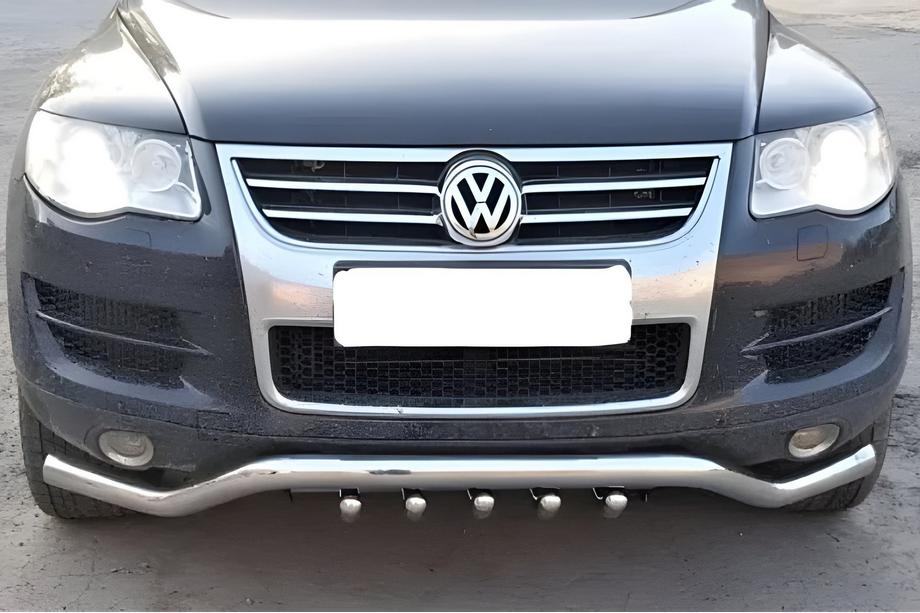 Volkswagen Touareg 2002–2010 Bull Bar ST028 Image