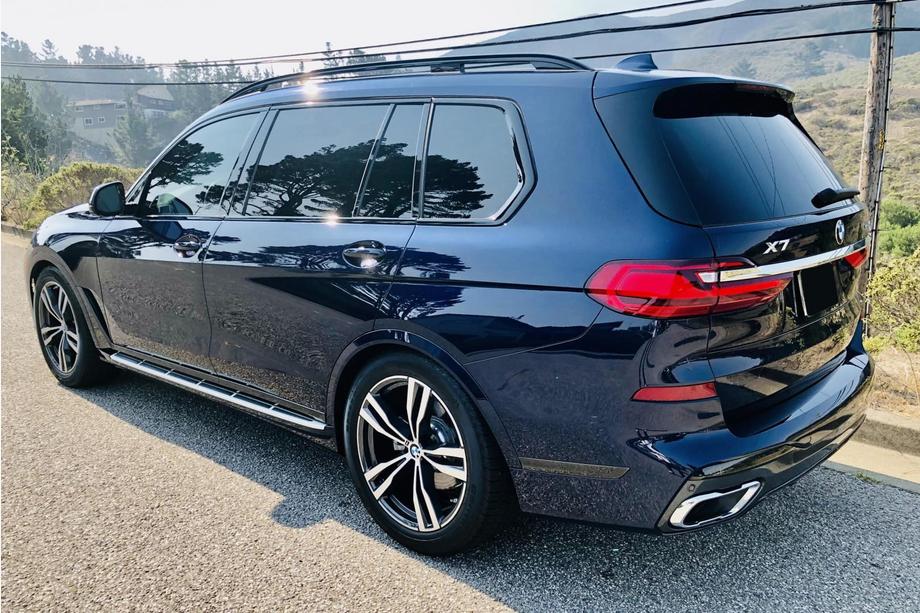 BMW X7 G07 2019- OEM Side Steps (2 pcs) Image