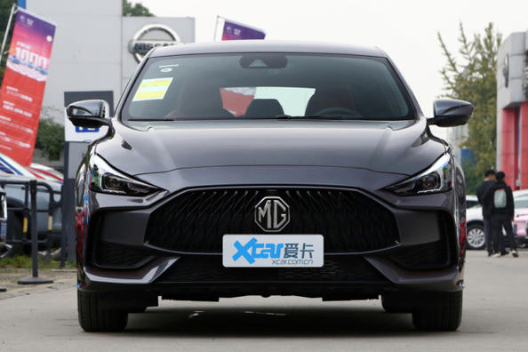 New MG 5 sedan released Photo 2