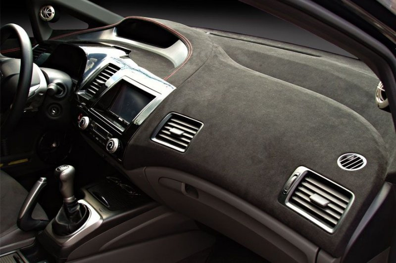 Do-it-yourself dashboard soundproofing: antiskrip
