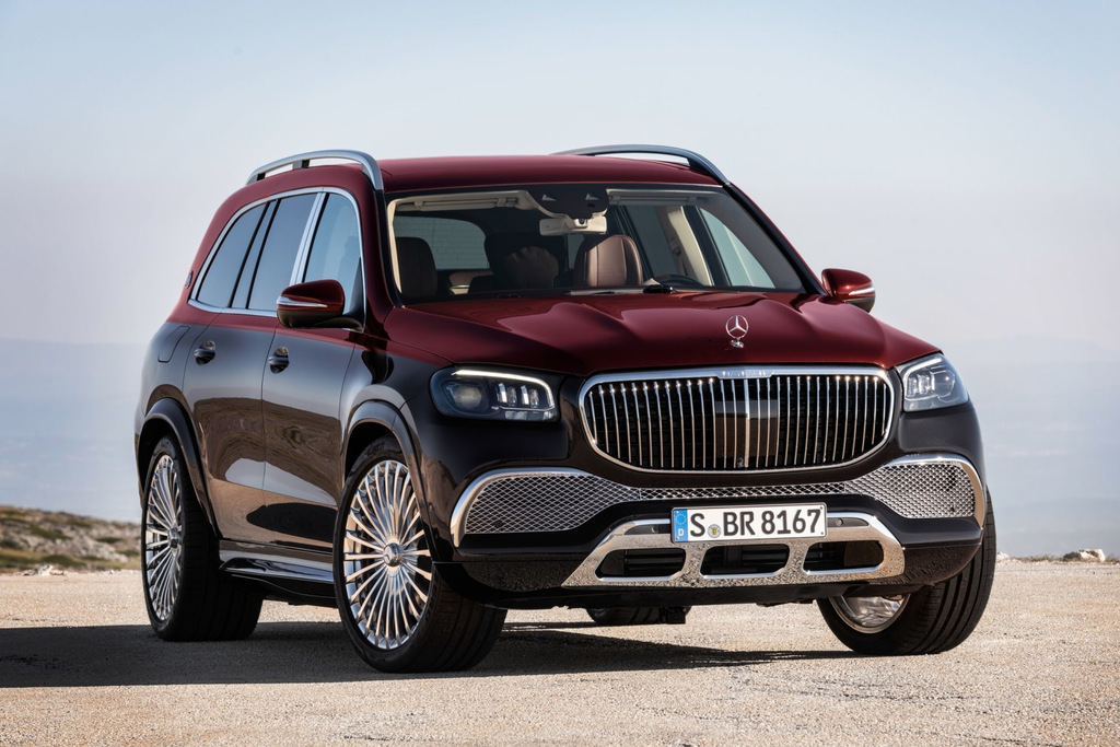 The presentation of the crossover Mercedes-Maybach GLS