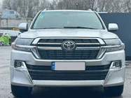 Toyota Land Cruiser 200 2007-2021 Facelift conversion kit from LC200 2008-2015 to 2021 Executive photo 42