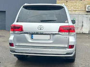 Toyota Land Cruiser 200 2007-2021 Facelift conversion kit from LC200 2008-2015 to 2021 Executive photo 39