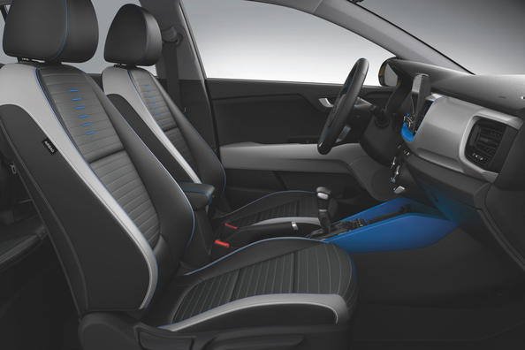 Review of the updated compact crossover KIA Stonic Photo 5