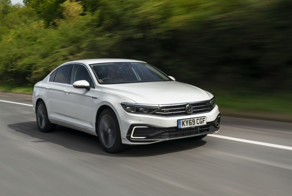 Review of the hybrid modification of the Volkswagen Passat GTE