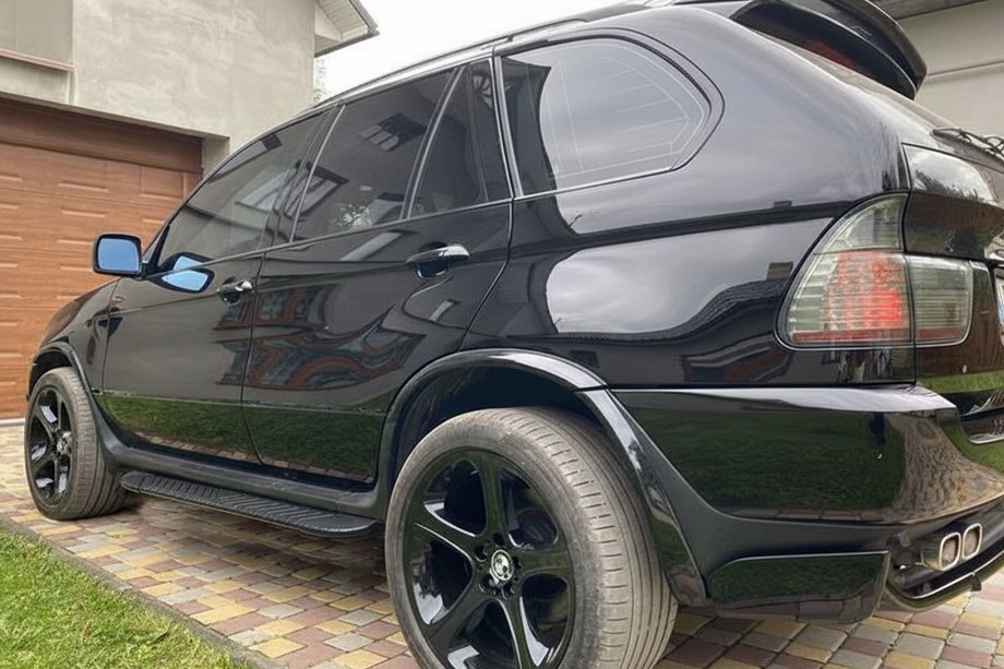 BMW X5 E53 1999–2006 Side Steps Bosphorus Black (2 pcs, Aluminum) Image