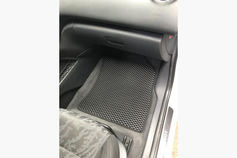 Peugeot 3008 2008-2016 EVA Floor Mats (black) Photo 3