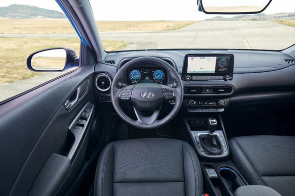 Updated compact crossover Hyundai Kona Photo 7
