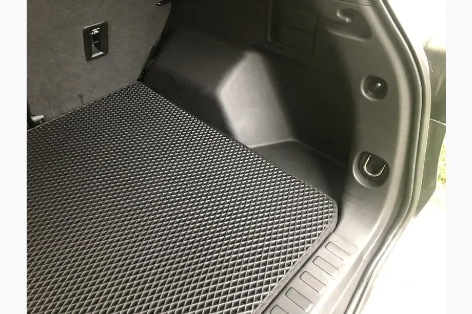 Chevrolet Equinox 2018-2025 Trunk Mat (EVA, Black) Photo 2