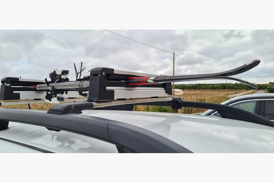 Ski Rack (for Roof Cross Bars) Image