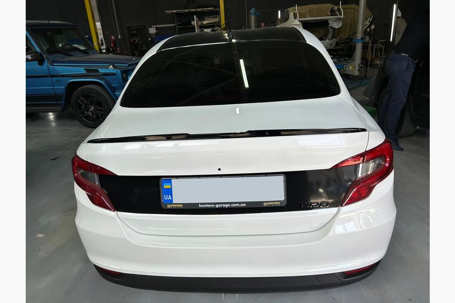 Fiat Tipo 2016- Lip Spoiler (Sunplex, Black) (119.1cm *5.5cm) Photo 2