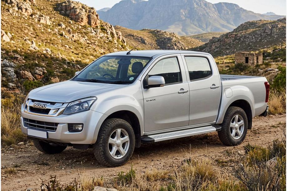 Isuzu D-Max 2011-2019 Side Steps Maya V2 (2 pcs, Aluminum) Image