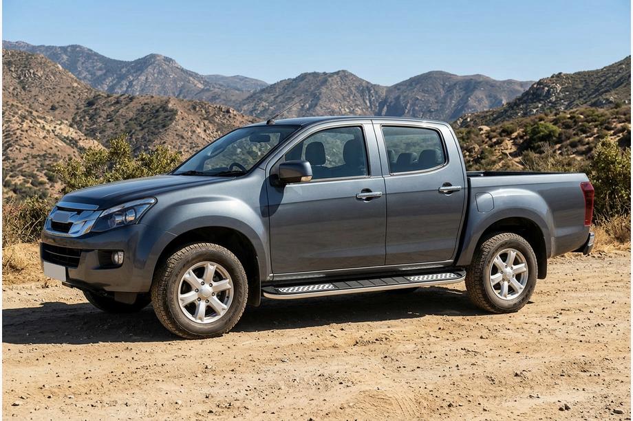 Isuzu D-Max 2011-2019 Side Steps Tayga V2 (2 pcs, Aluminum) Photo 1