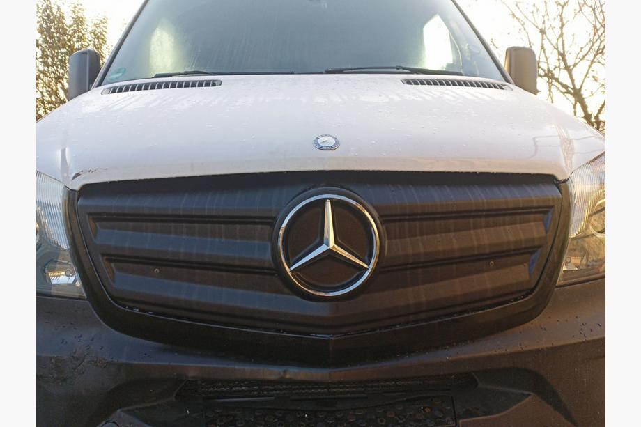 Mercedes Sprinter W906 2006–2018 Winter grille cover V2 (2013↗) Photo 1