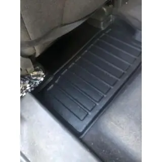 Stingray 3D Rubber Floor Mats (5 pcs, Polyurethane) photo 3
