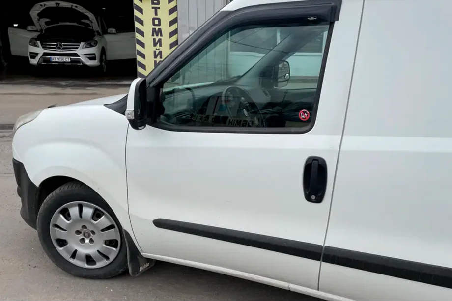 Opel Combo 2012-2018 Window Deflectors (2 pcs, HIC) Photo 6