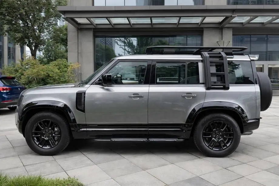 Land Rover Defender 2019- Fender Flares (Bushwacker), 6 pcs, Gloss Black Photo 1
