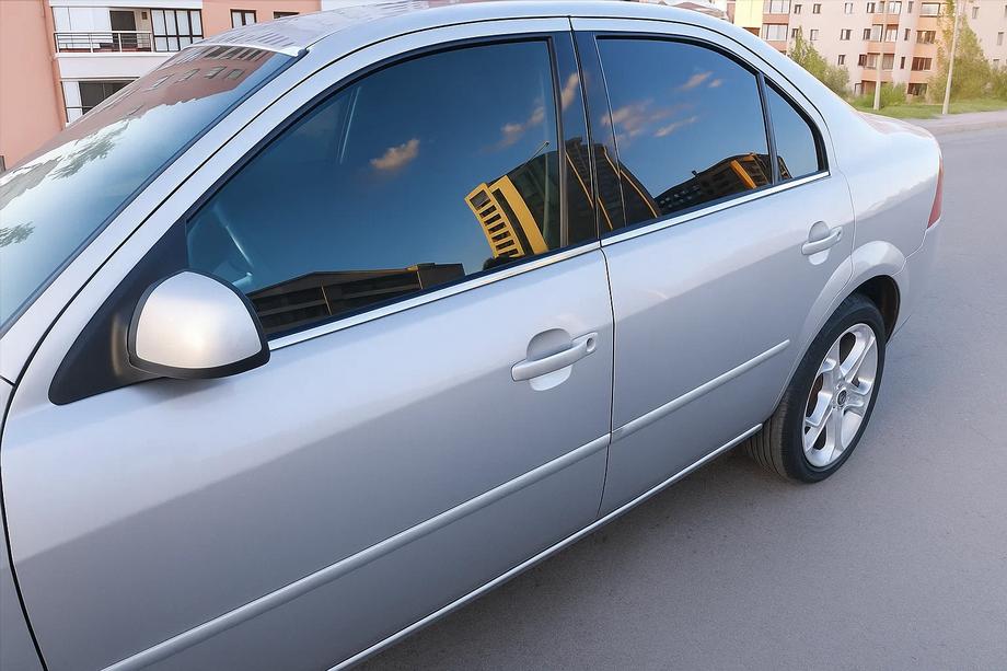 Ford Mondeo 2000-2007 Exterior window trim stainless steel (4 pcs) Image