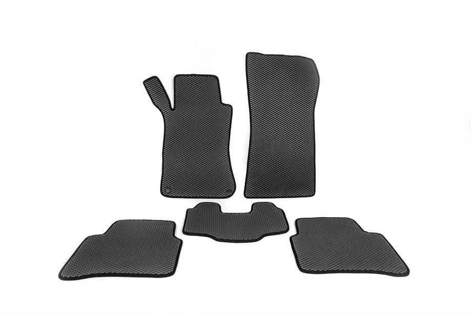 Mercedes C-class W203 2000-2007 EVA Floor Mats (black) Image