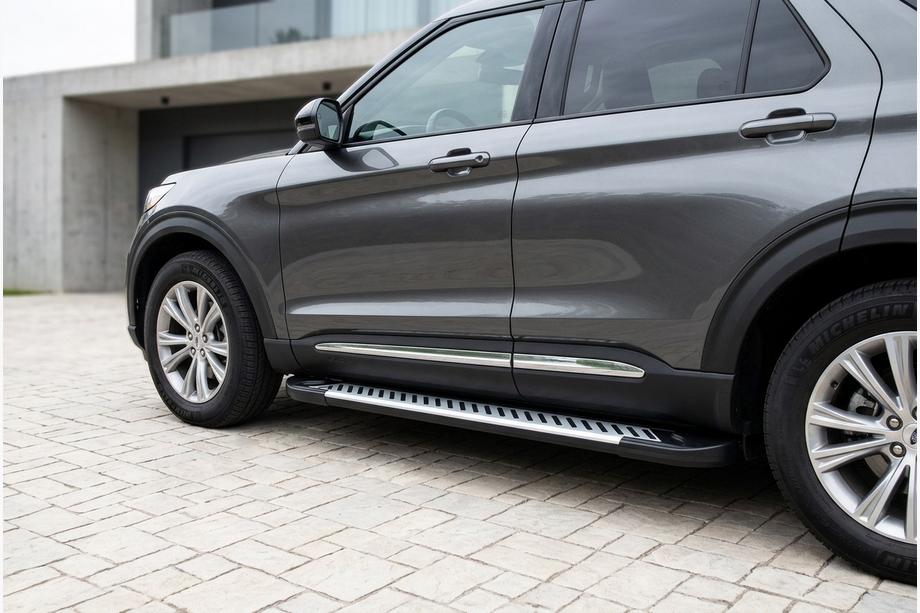Ford Explorer 2019- Side Steps Line (2 pcs, Aluminum) Image