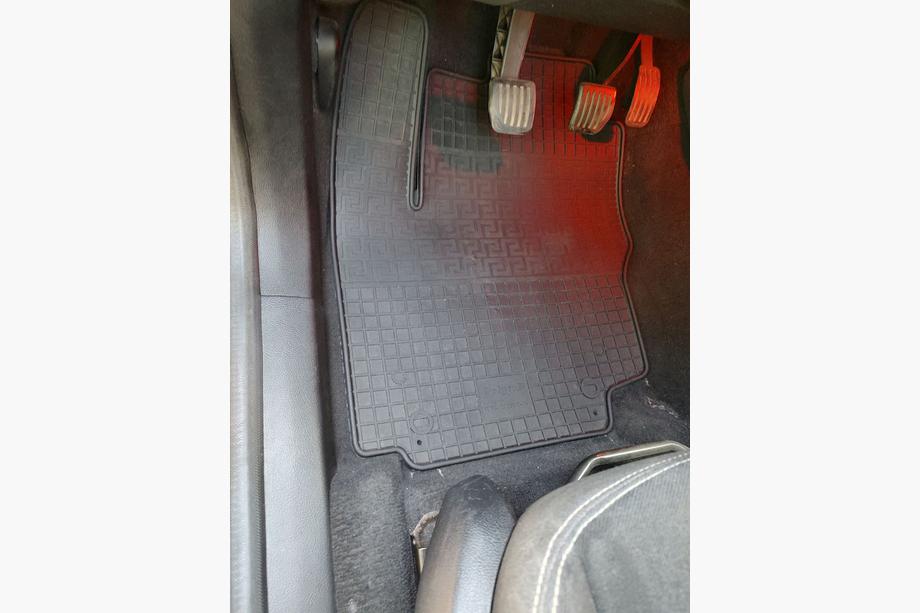 Ford Mondeo 2008-2014 Rubber Floor Mats Polytep (4 pcs) Photo 3