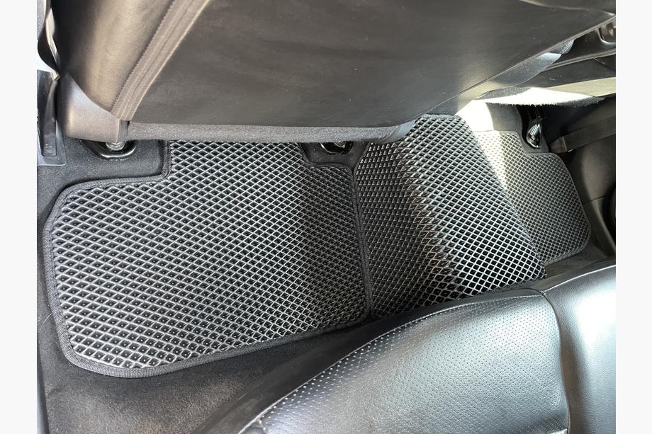 Nissan Leaf 2010-2017 EVA Floor Mats (black) Photo 8