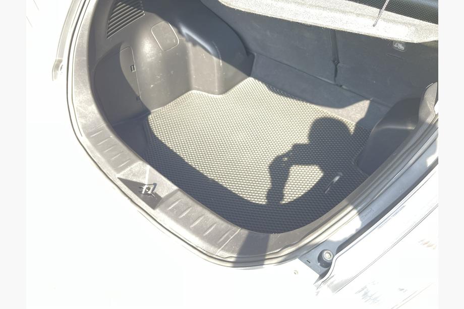 Nissan Leaf 2010-2017 Trunk Mat V-1 (EVA, Black) Photo 2