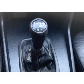 Gear Shift Knob V2-5 Speed (leatherette, black smooth) BMW 5 Series E34 1988-1995 photo 1